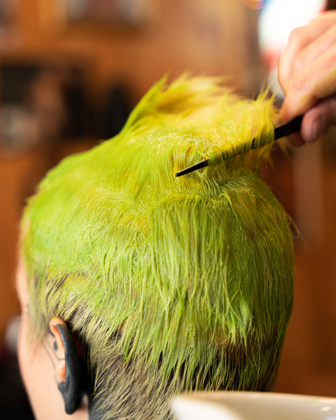 Luciffer's Hair Salon & Barbershop – Porto

Barbershop photos, hair salon images, beard grooming, haircuts, beard trims, coloring services, Luciffer's Porto, Layrite, Suavecito, Uppercut, Oil Can Grooming, Proraso, Reuzel, custom merchandise, t-shirts, caps, hoodies, Praça da Alegria 60, Bonfim, Porto.